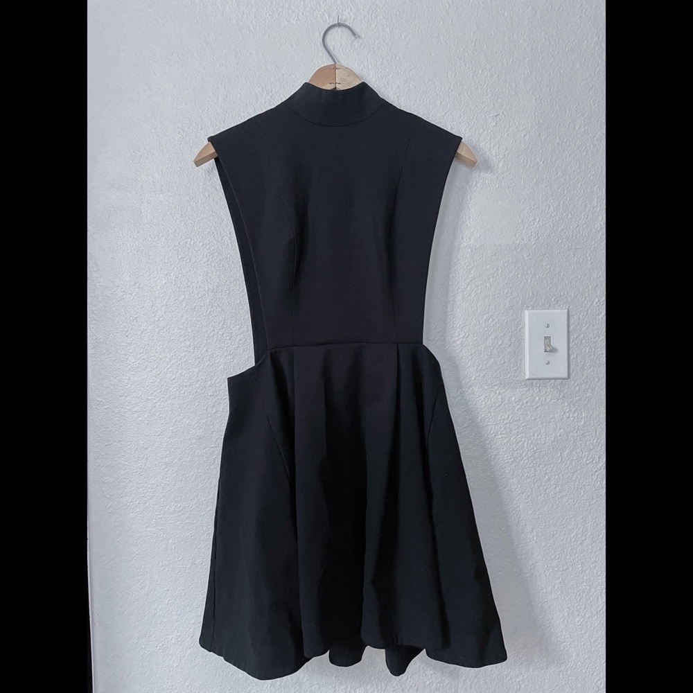 AQ/AQ Dress, like Deandri, fits like a medium / 8